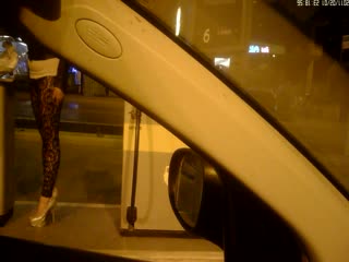 Flash Horny sexy street babe 24