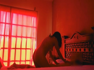 A sensual massage before the action with horny sexy street babe